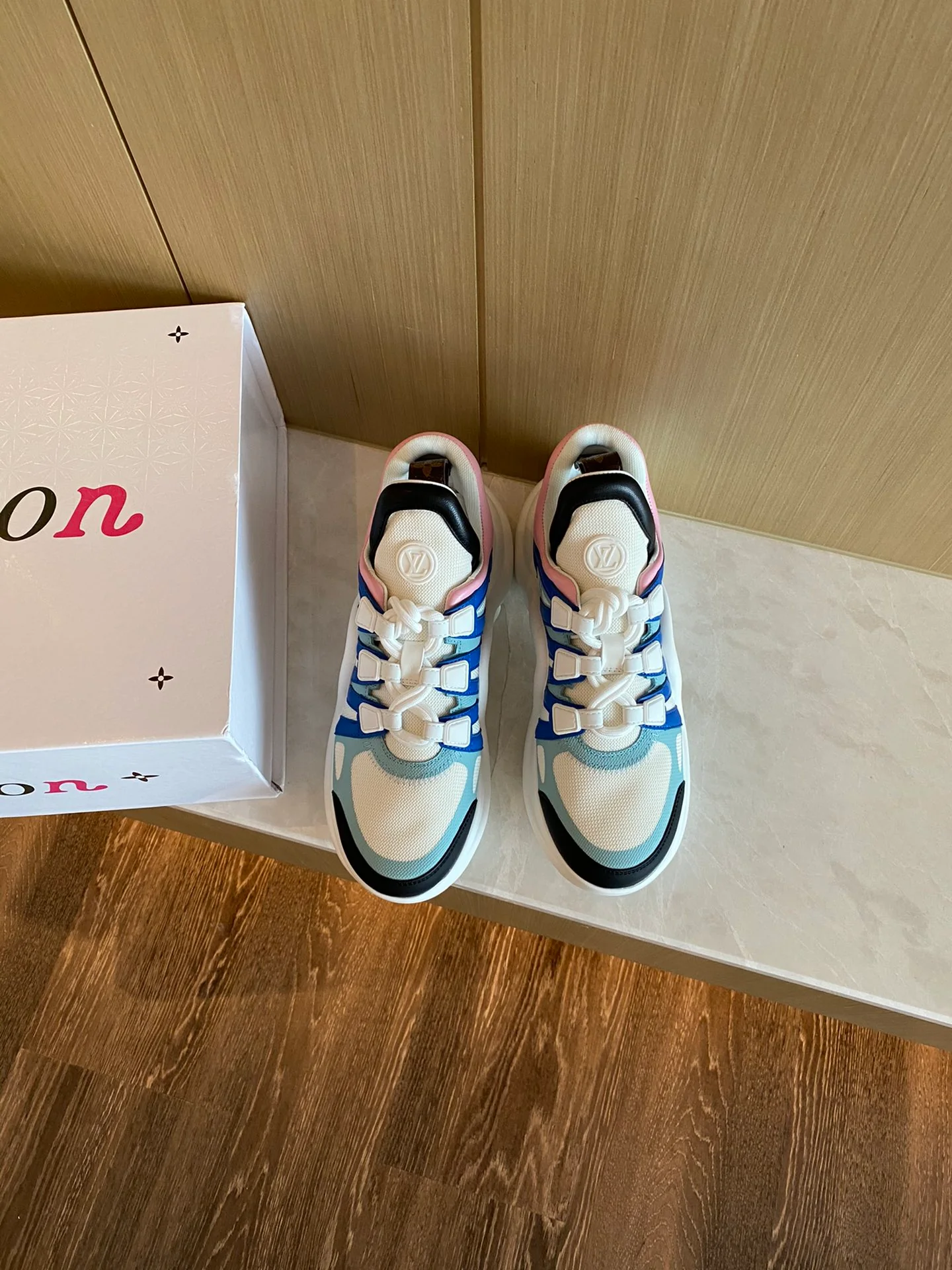 Обувь LV - LV - массивные кроссовки - 3