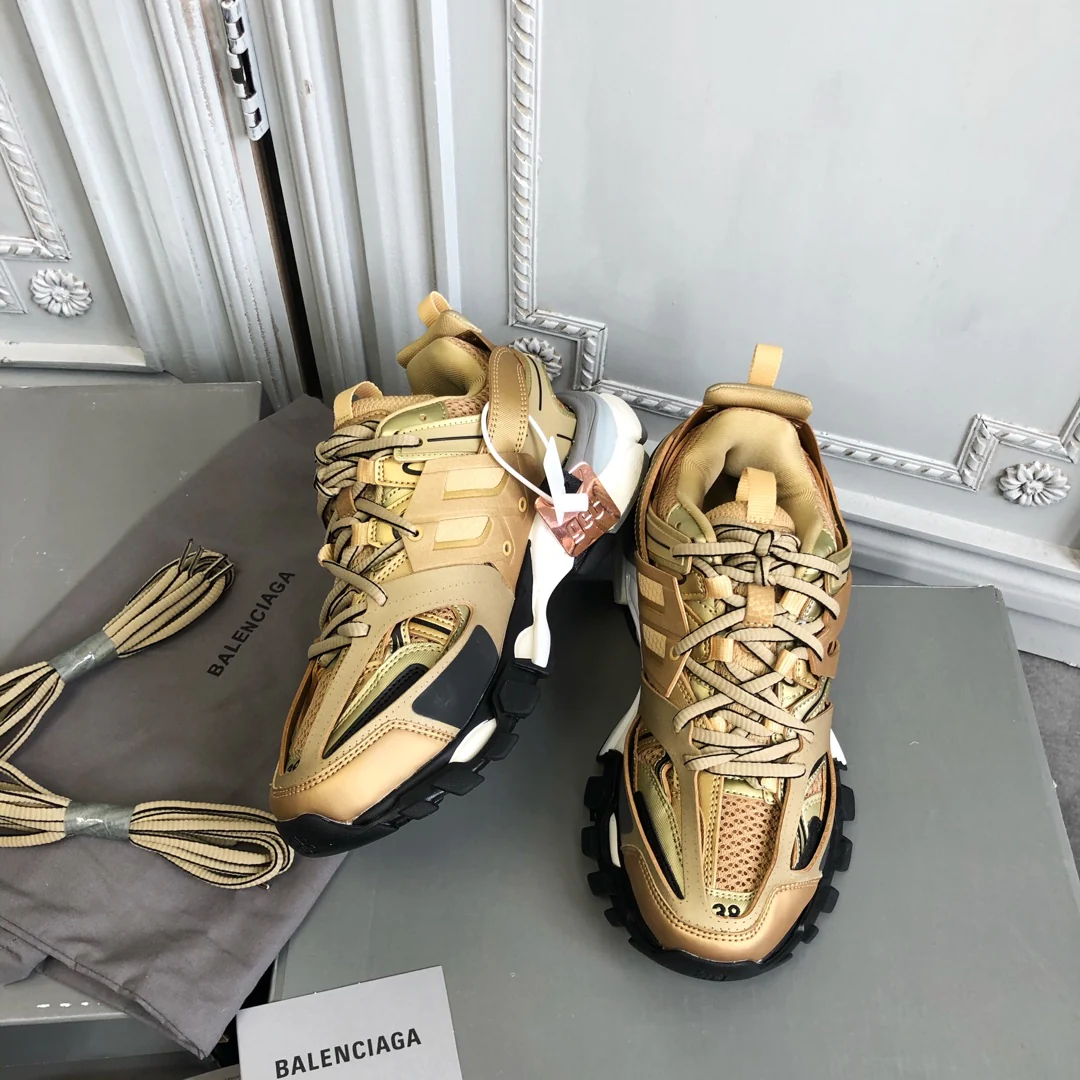 Balenciaga - Папины кроссовки - Золотые