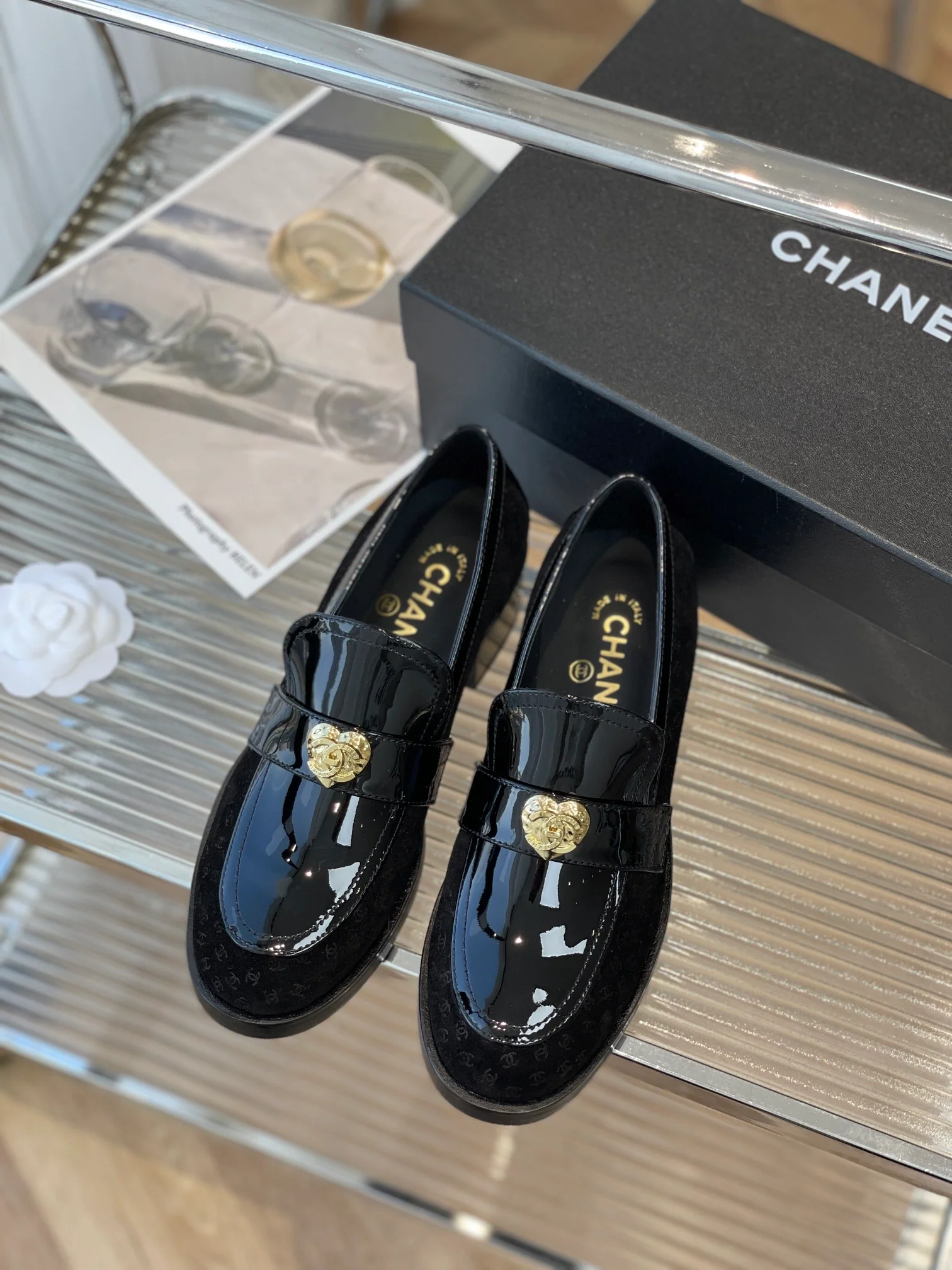 Новинка весны 2023 года от Chanel - Акростикс - Черный