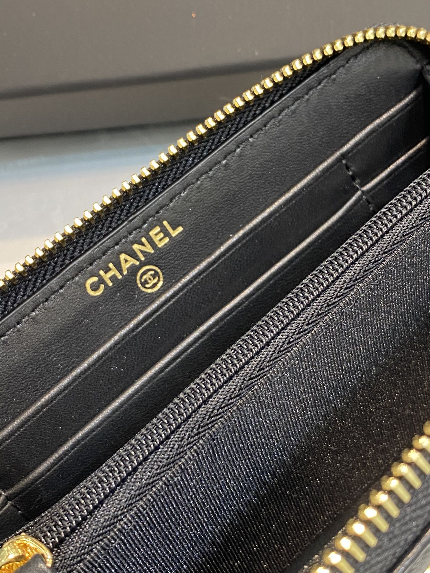 Chanel-19系列 大菱格拉链卡包钱包