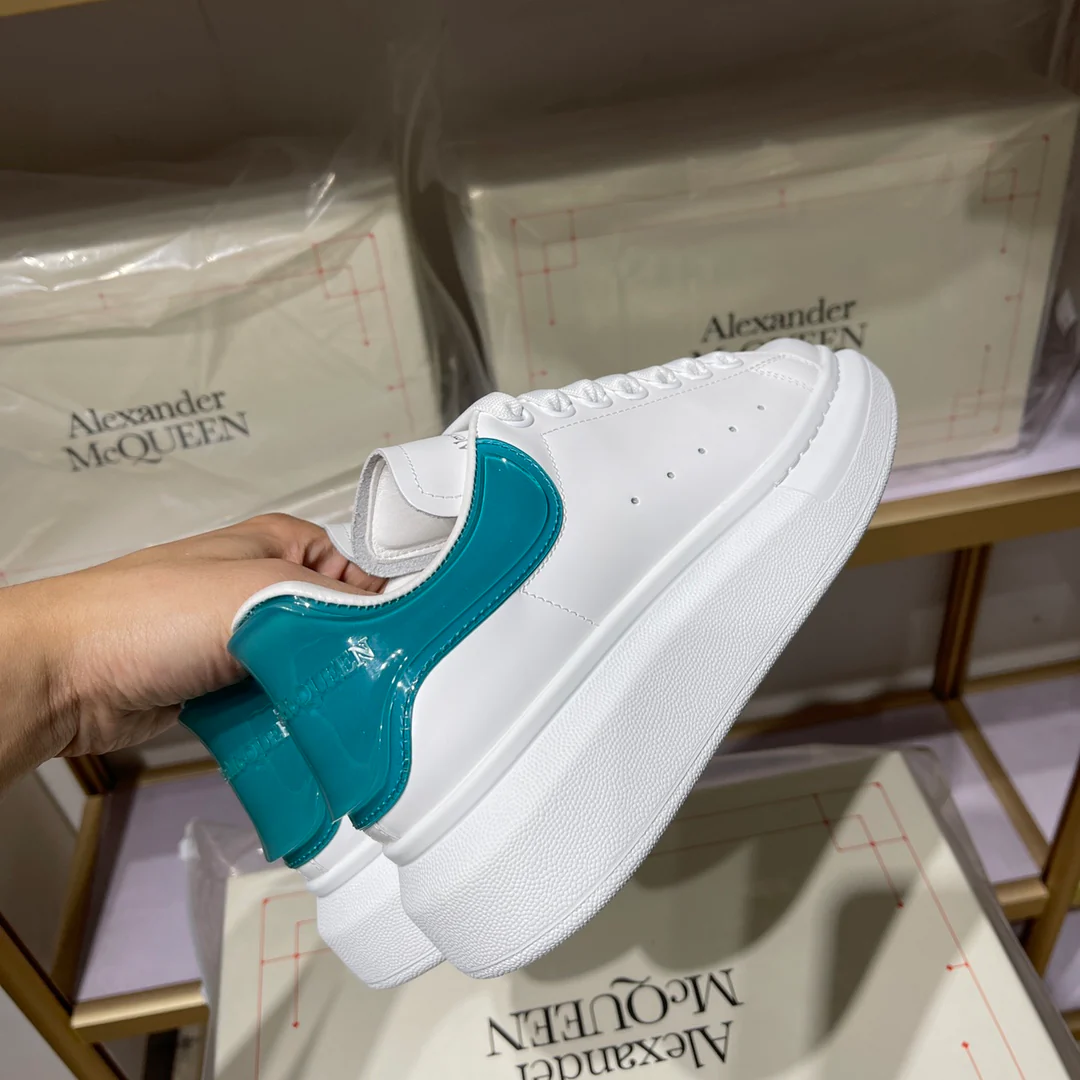 Классические белые кроссовки McQueen - унисекс - с синей эластичной подошвой - премиум-версия