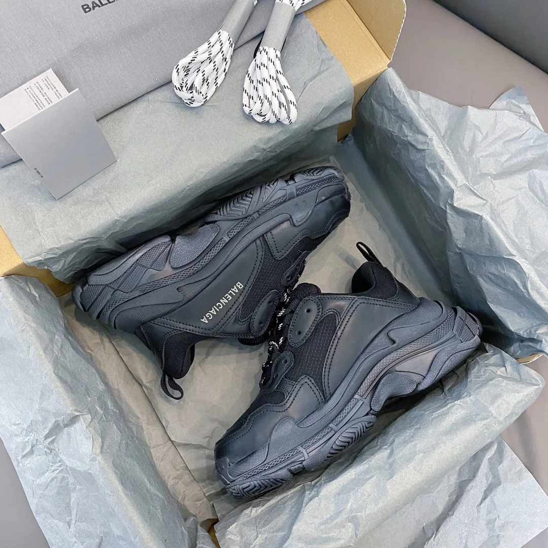 Кроссовки Balenciaga Triple S Dad Shoes
