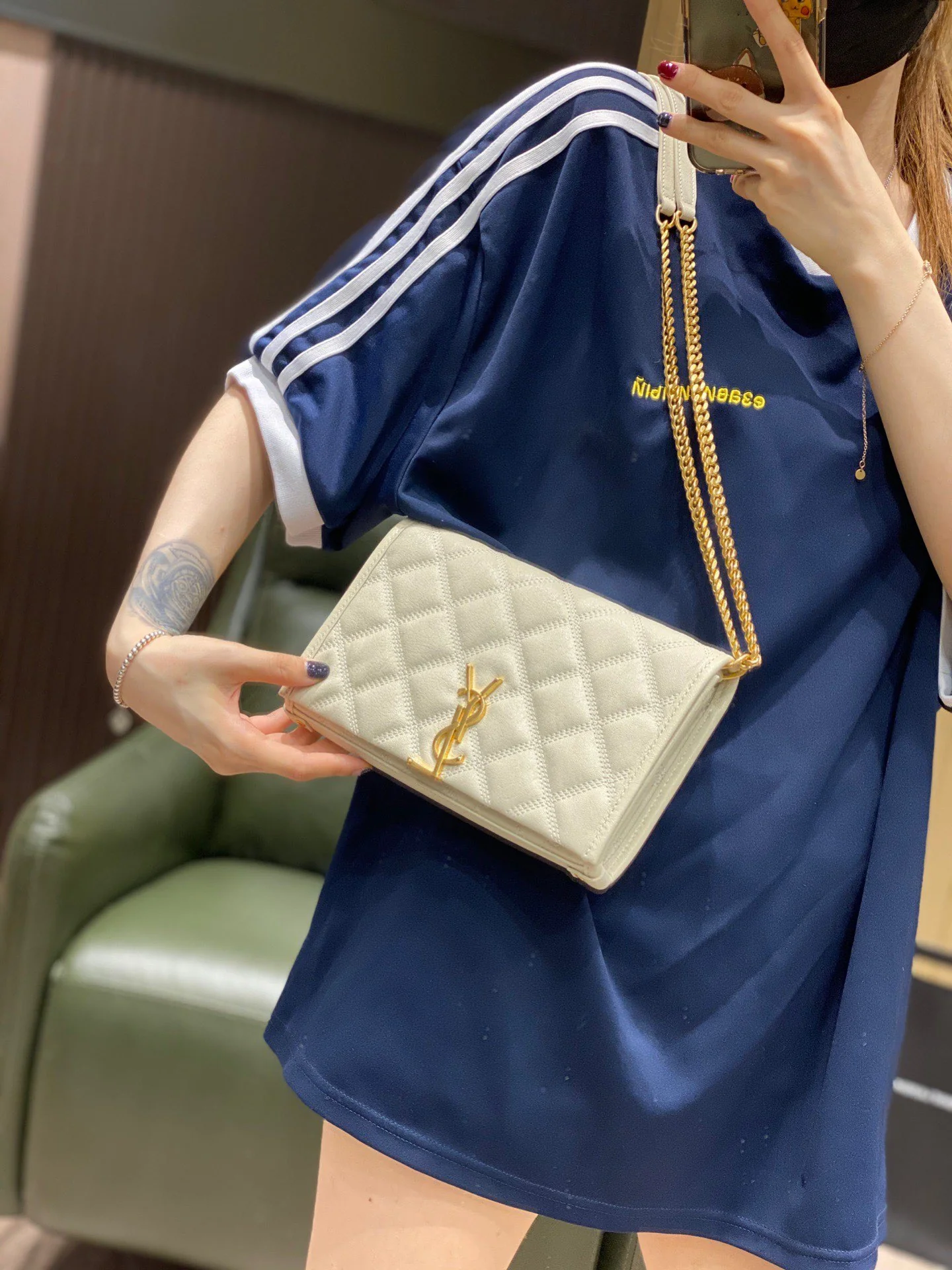 Сумка YSL-Becky из овечьей кожи с ромбовидной стёжкой и цепочкой