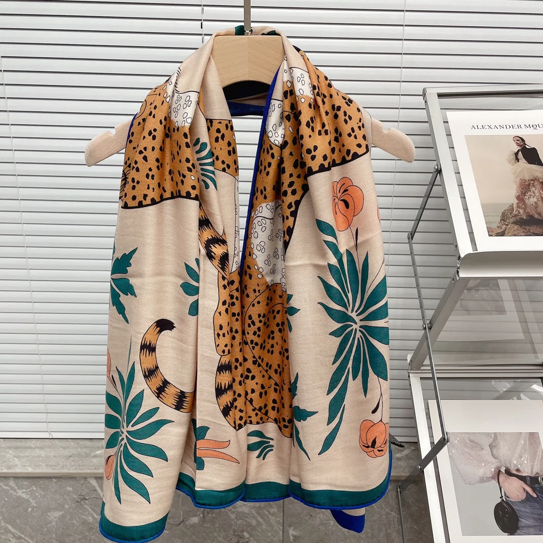 Большой двусторонний шарф Hermes - 136 см - 30 - Шелк 70 - Шерсть - 3