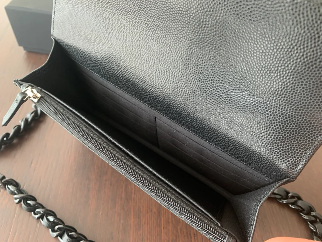 Chanel WOC - Черная кожа с зернистой текстурой - Черная пряжка