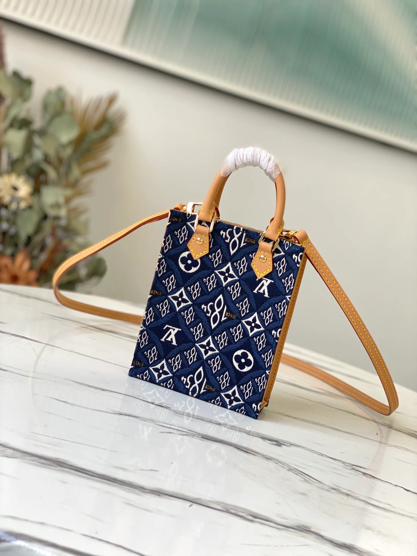 lv-m80288-petit-sac-plat-handbag