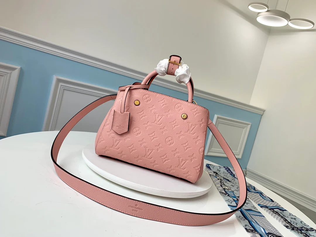 m44123-LV-Montaigne-Handbag