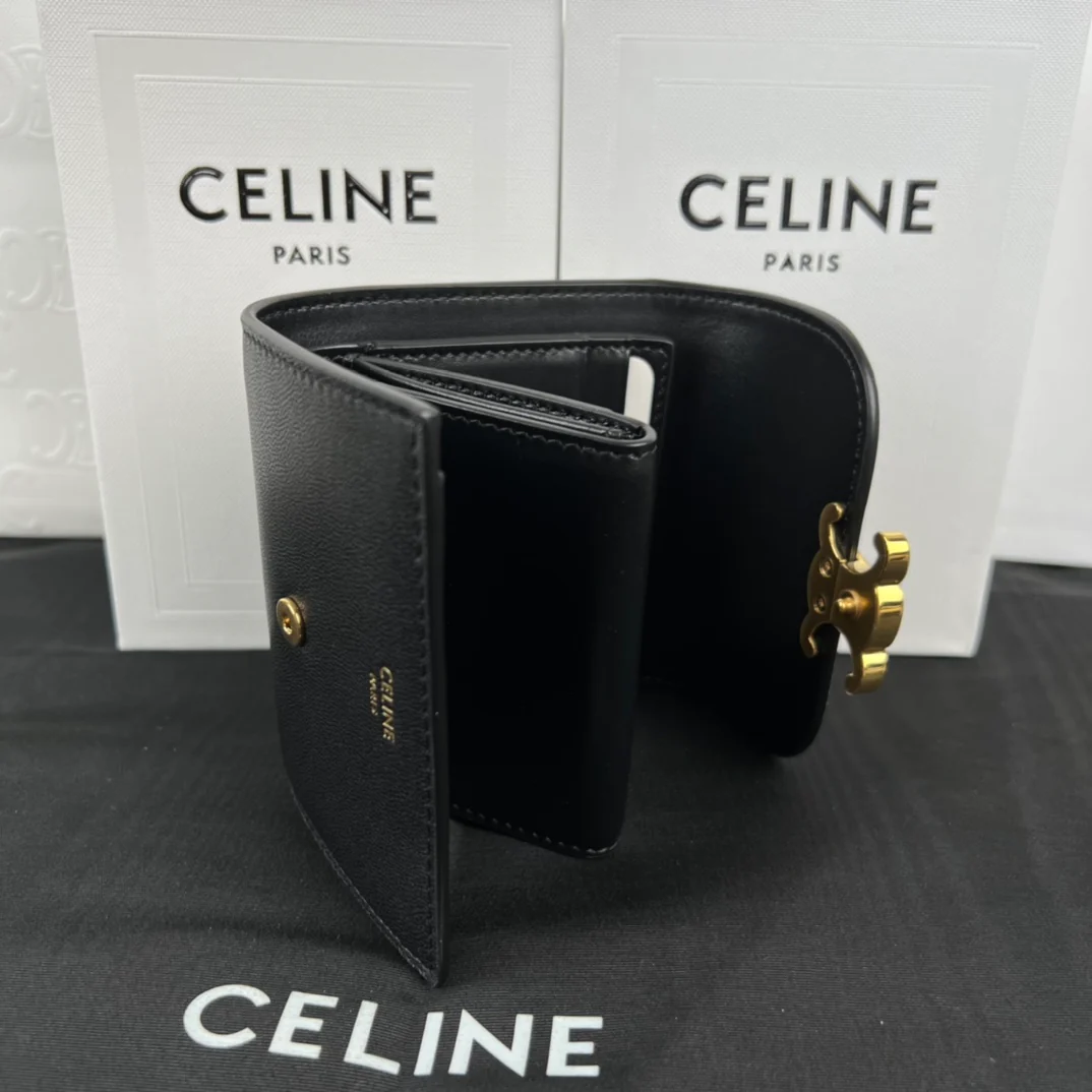 Celine-TRIOMPHE 小号光滑羊皮革钱包 黑色