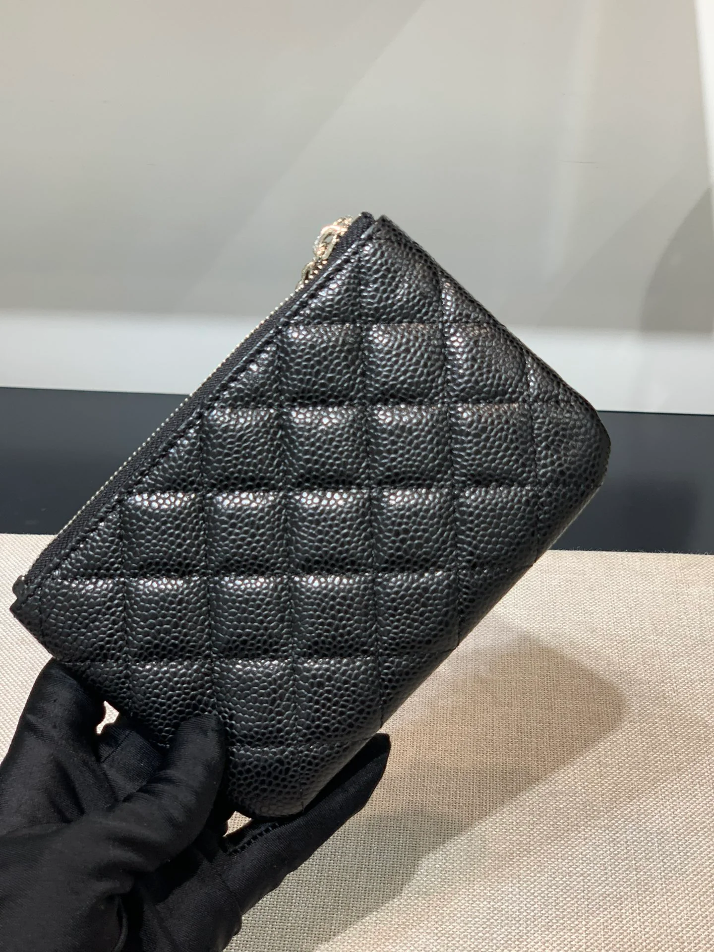 Chanel-经典双C 黑银 拉链零钱包/钥匙包