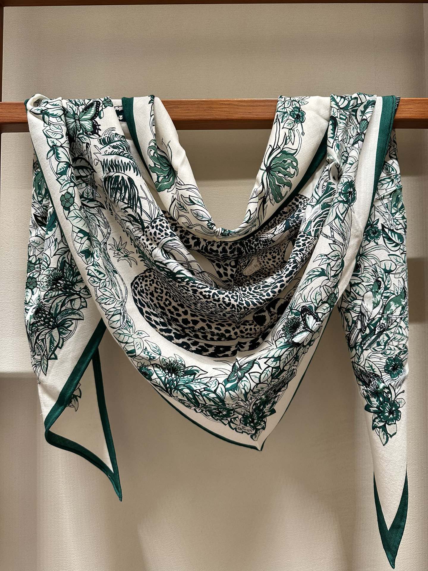 Шарф Dior 2024 Jungle Love - зеленый