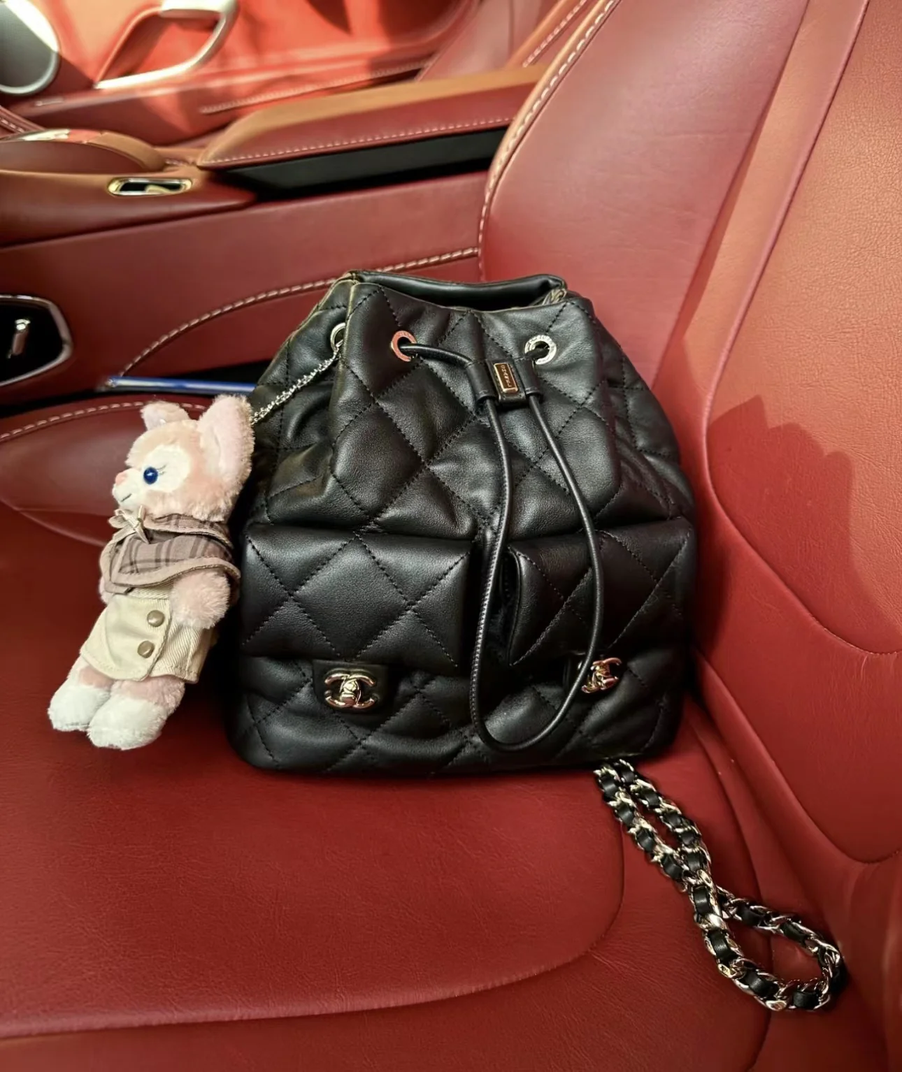 Рюкзак Chanel 23B — черный