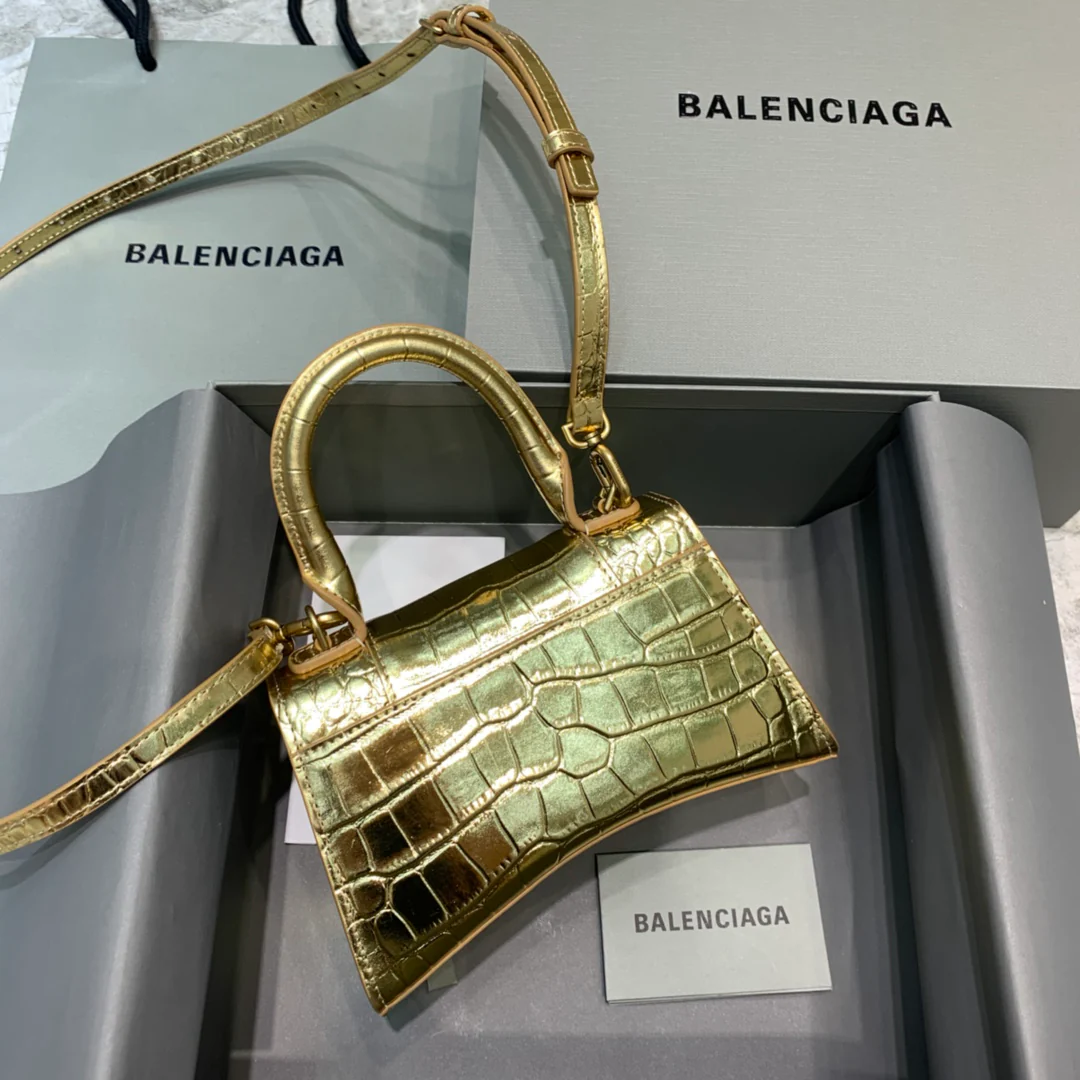 Сумка Balenciaga Hourglass, размер XS, золотистый цвет, с крокодиловым узором
