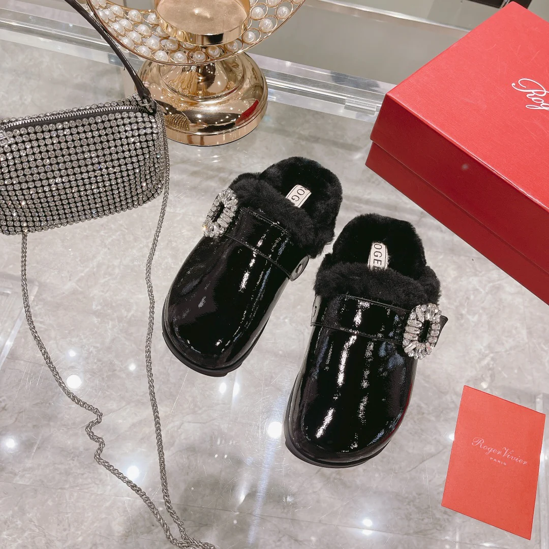 меховые тапочки с бриллиантами для автодома