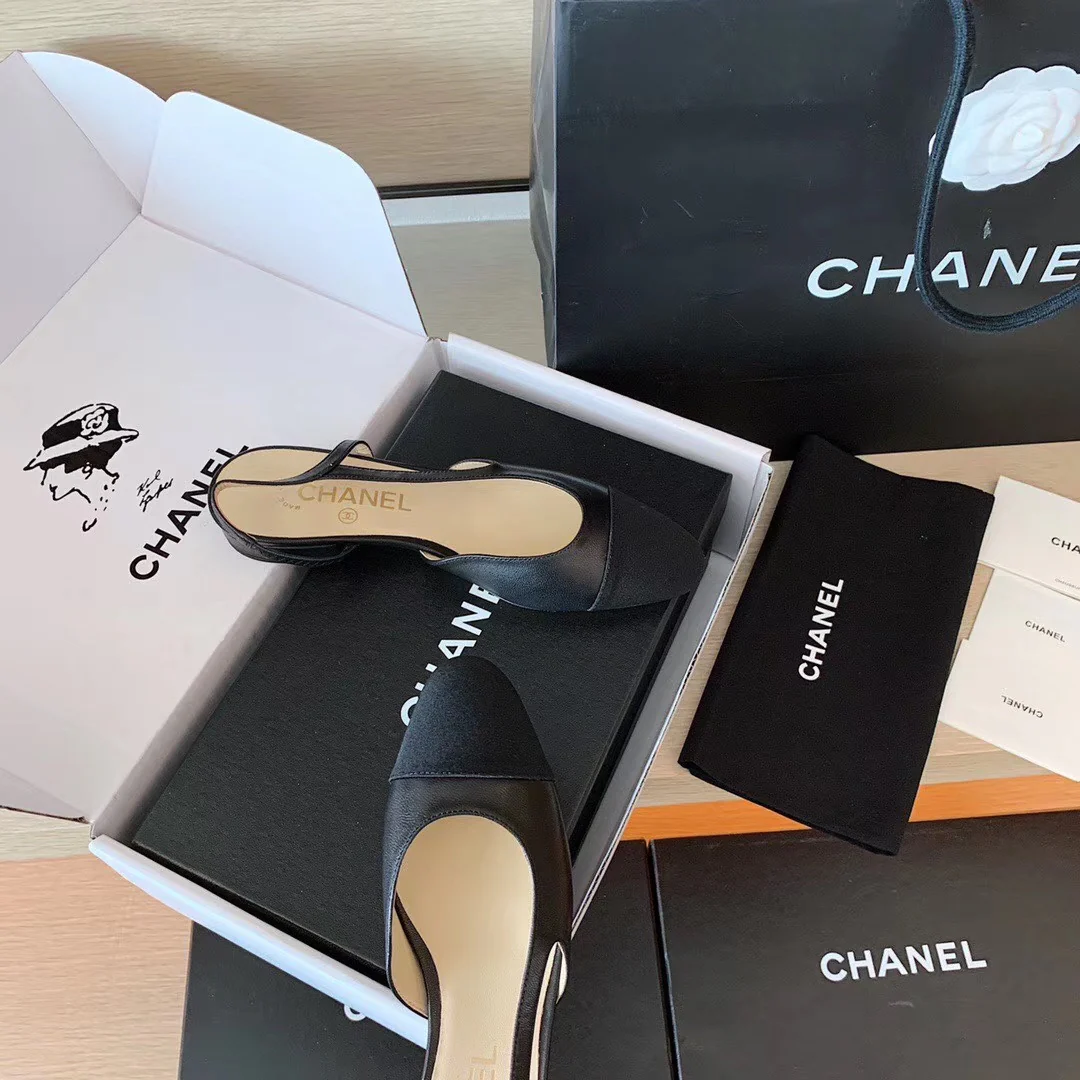 Классические сандалии Chanel - балетки - черные