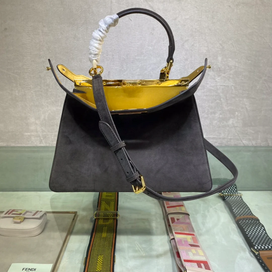 Fendi Peekaboo i-seey Серая замшевая сумка среднего размера