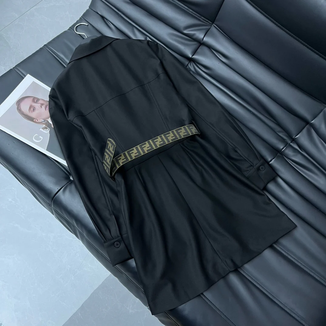 Fendi - 2403-24 Новинка: Комбинезон с поясом