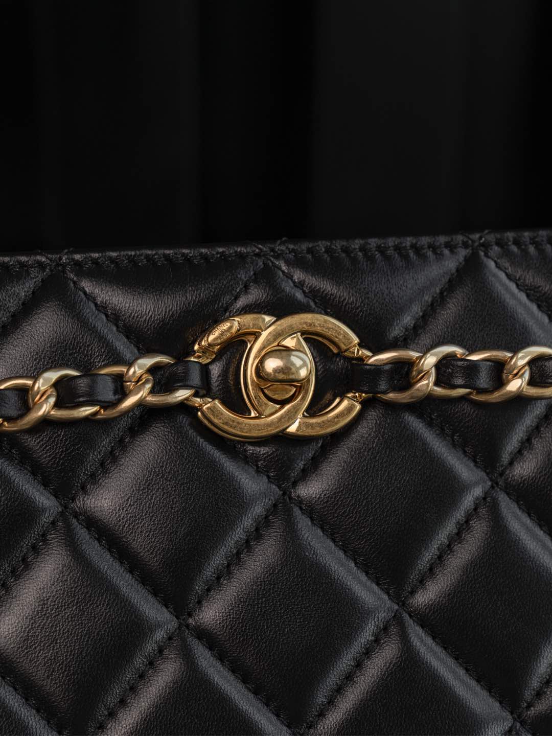 Сумка для ужина в стиле ретро с подиумом, 24 карата - черная.