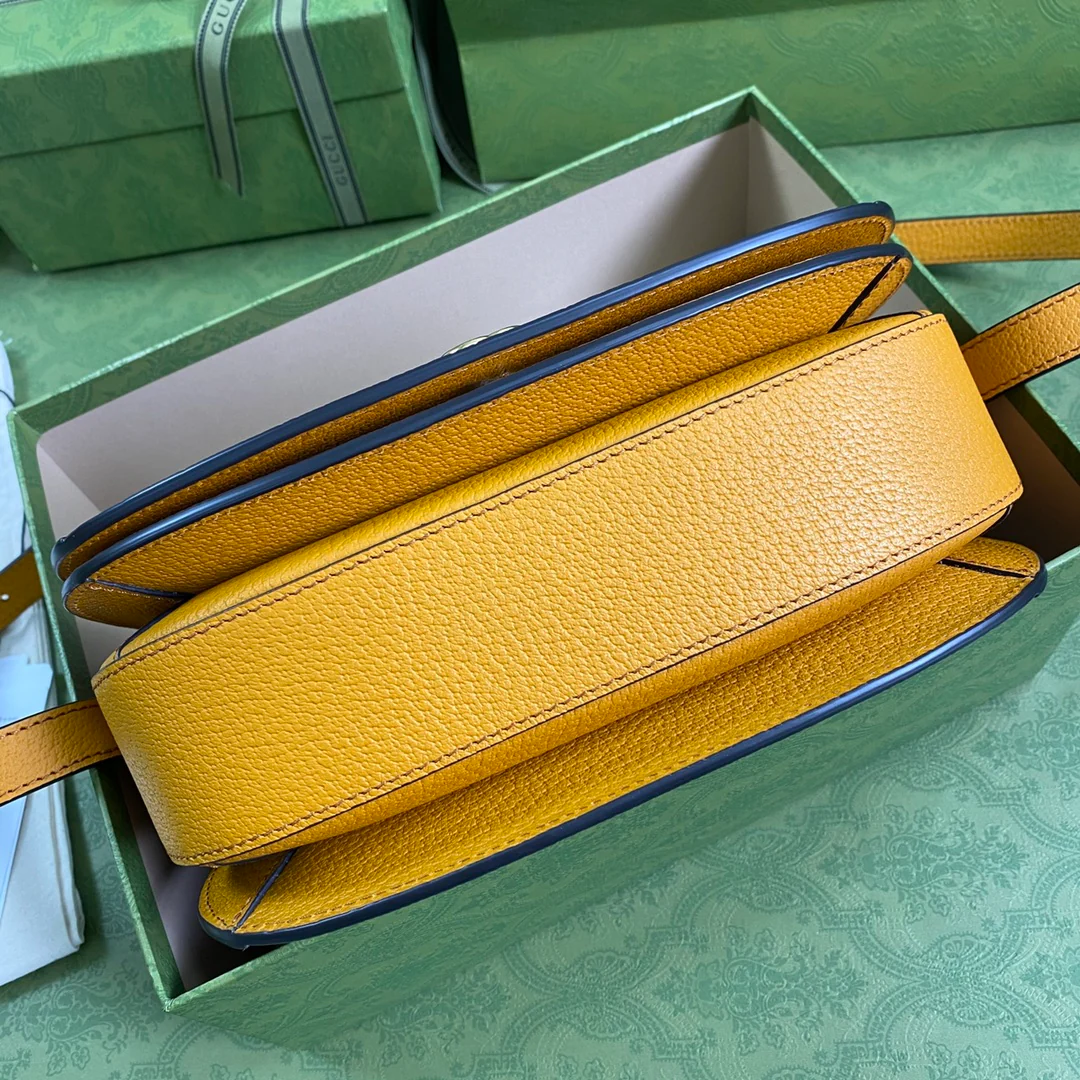 Сумка-седло Gucci в стиле 