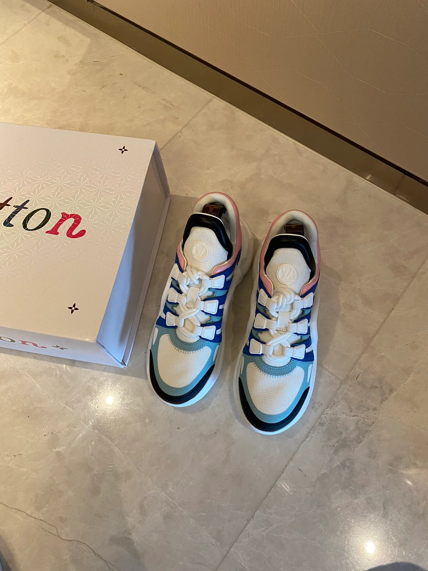 Обувь LV - LV - массивные кроссовки - 3