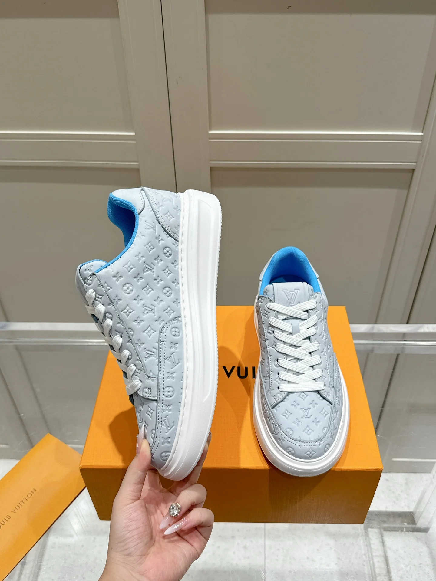 LV-2024 Кожаные скейтбордические кроссовки с темным узором - синие