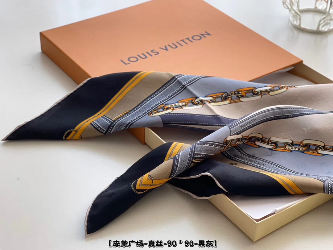LV - Кожаный Plaza - Шелковый шарф