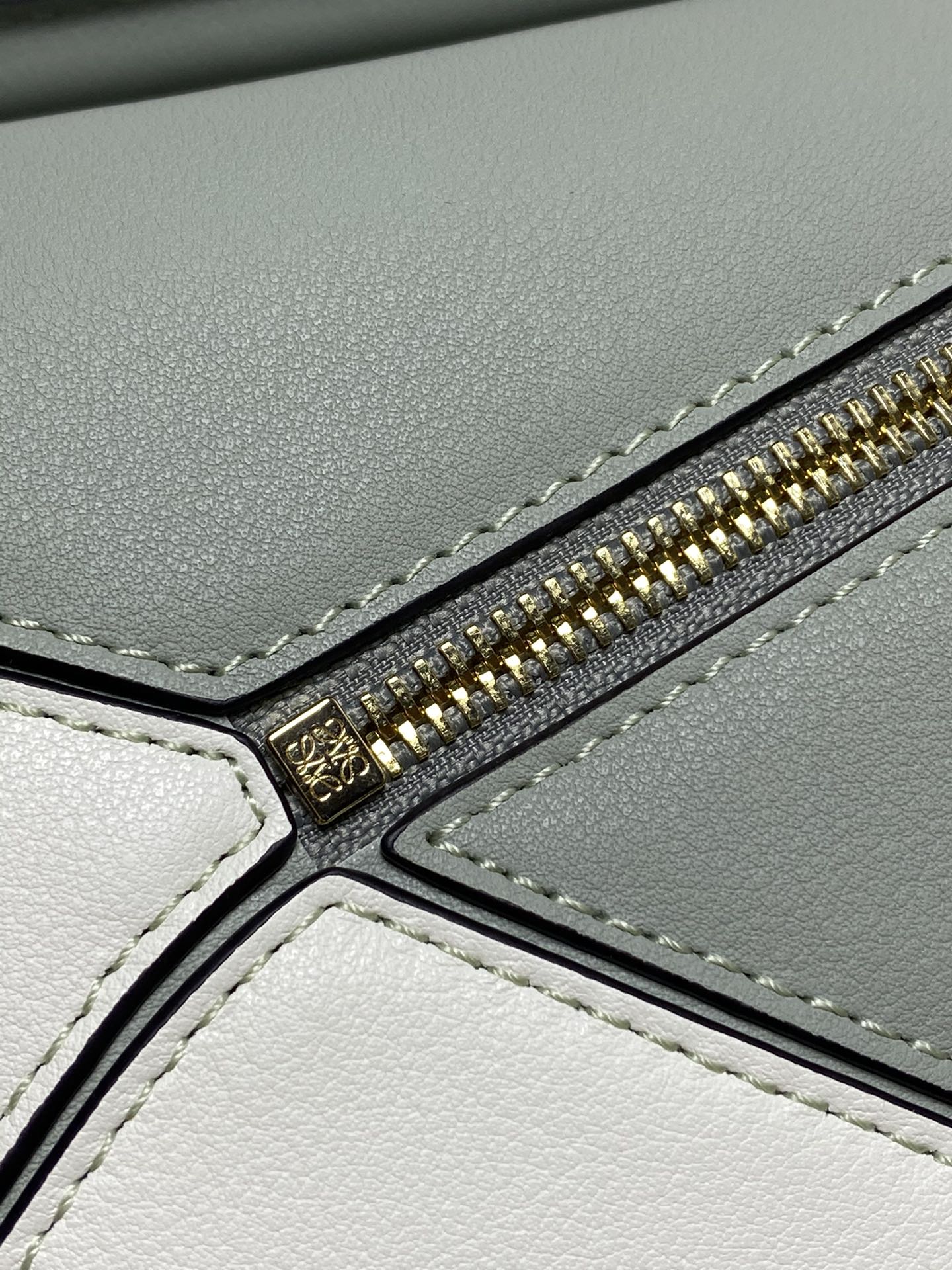 Loewe - испанская телячья кожа - пазл - сумочка - маленькая - серо-зеленая