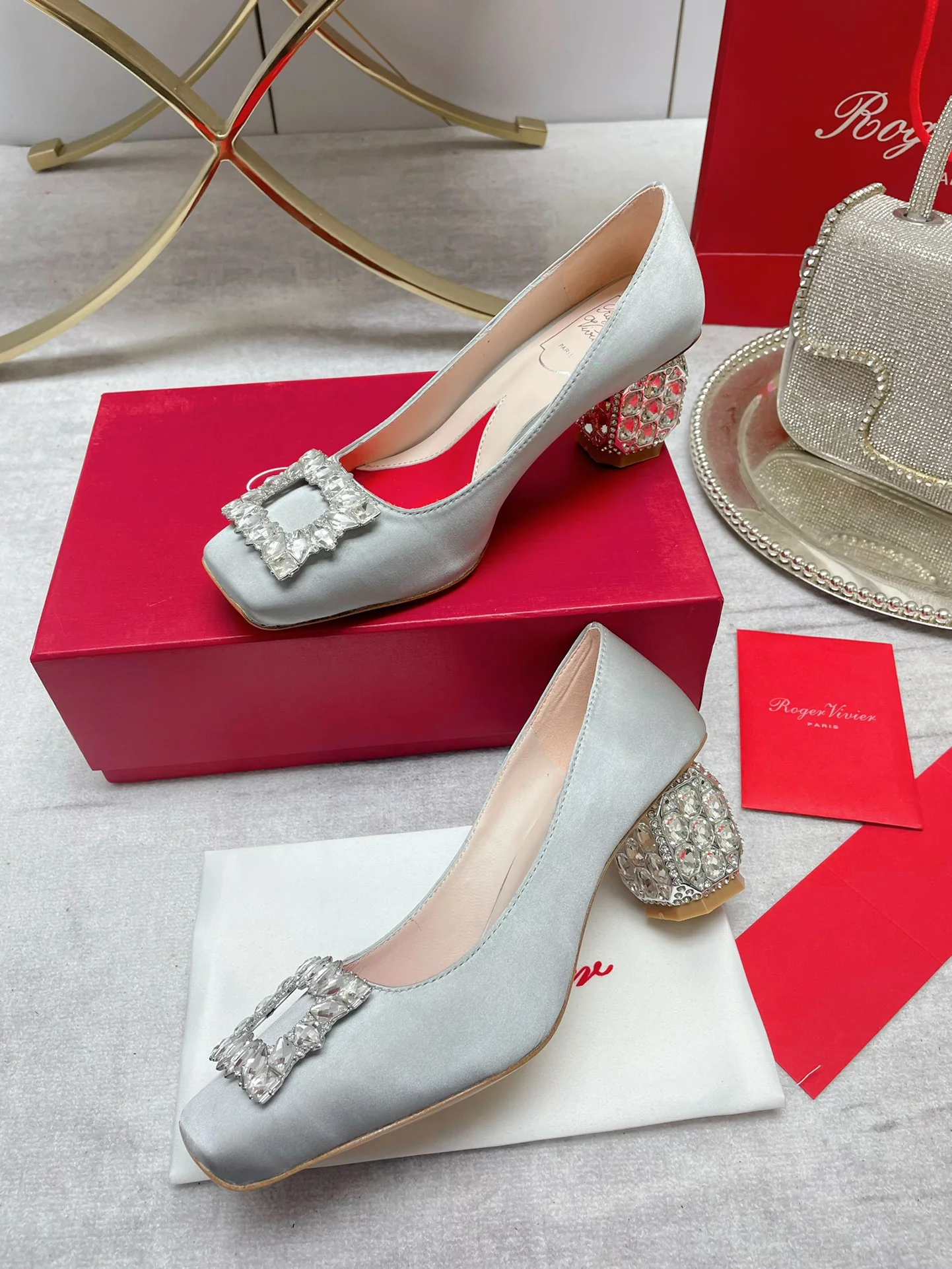 Обувь RV - Новинка сезона осень/зима 2022 - Туфли на низком каблуке - Серебристые