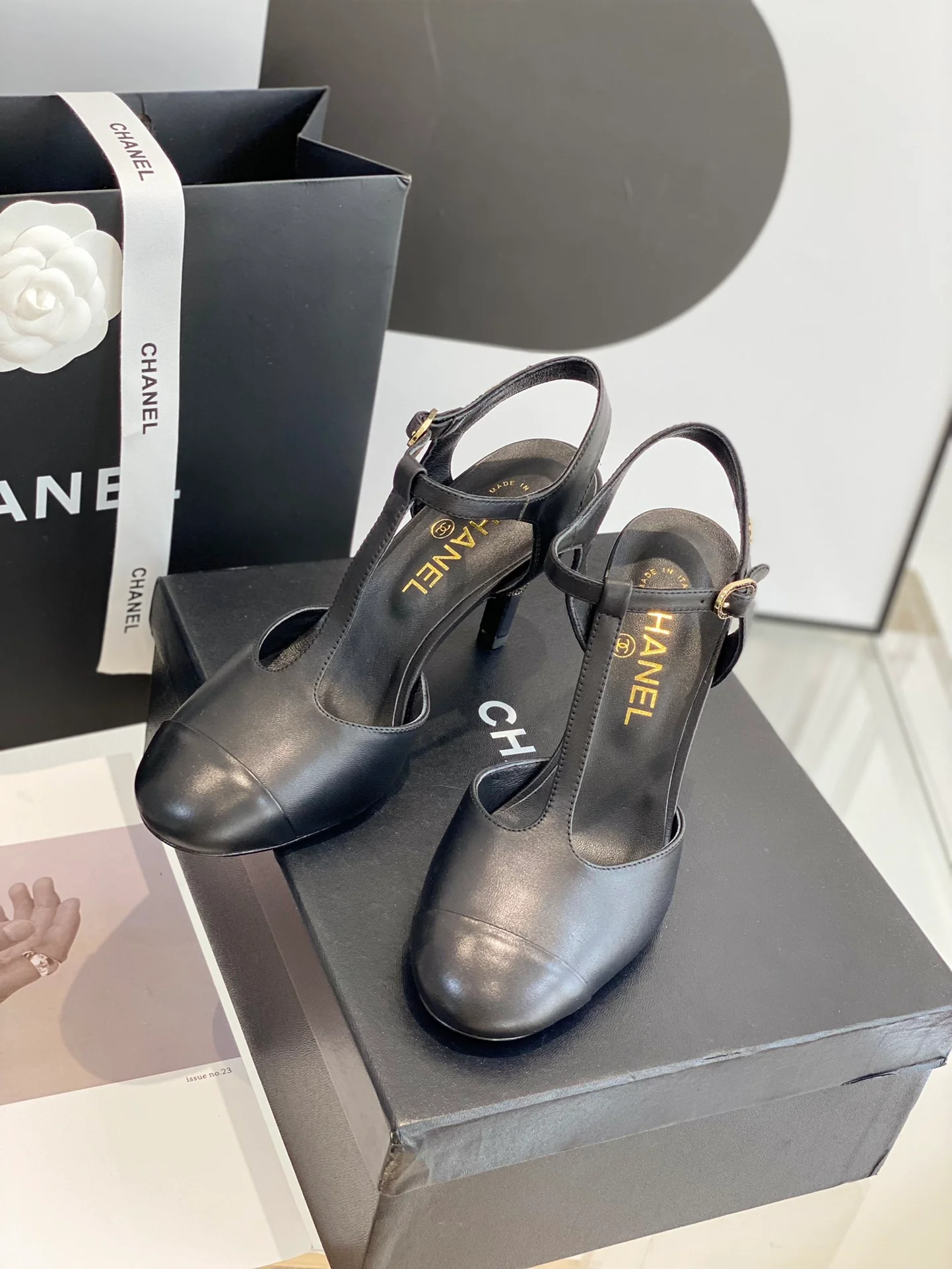 Туфли на каблуке Chanel 