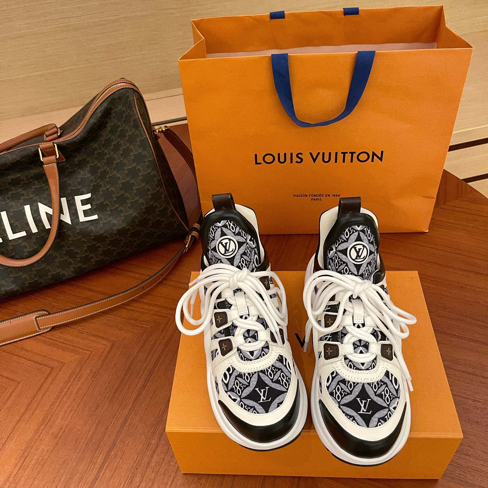 Серия LV Archlight - Новые кроссовки для папы - 11