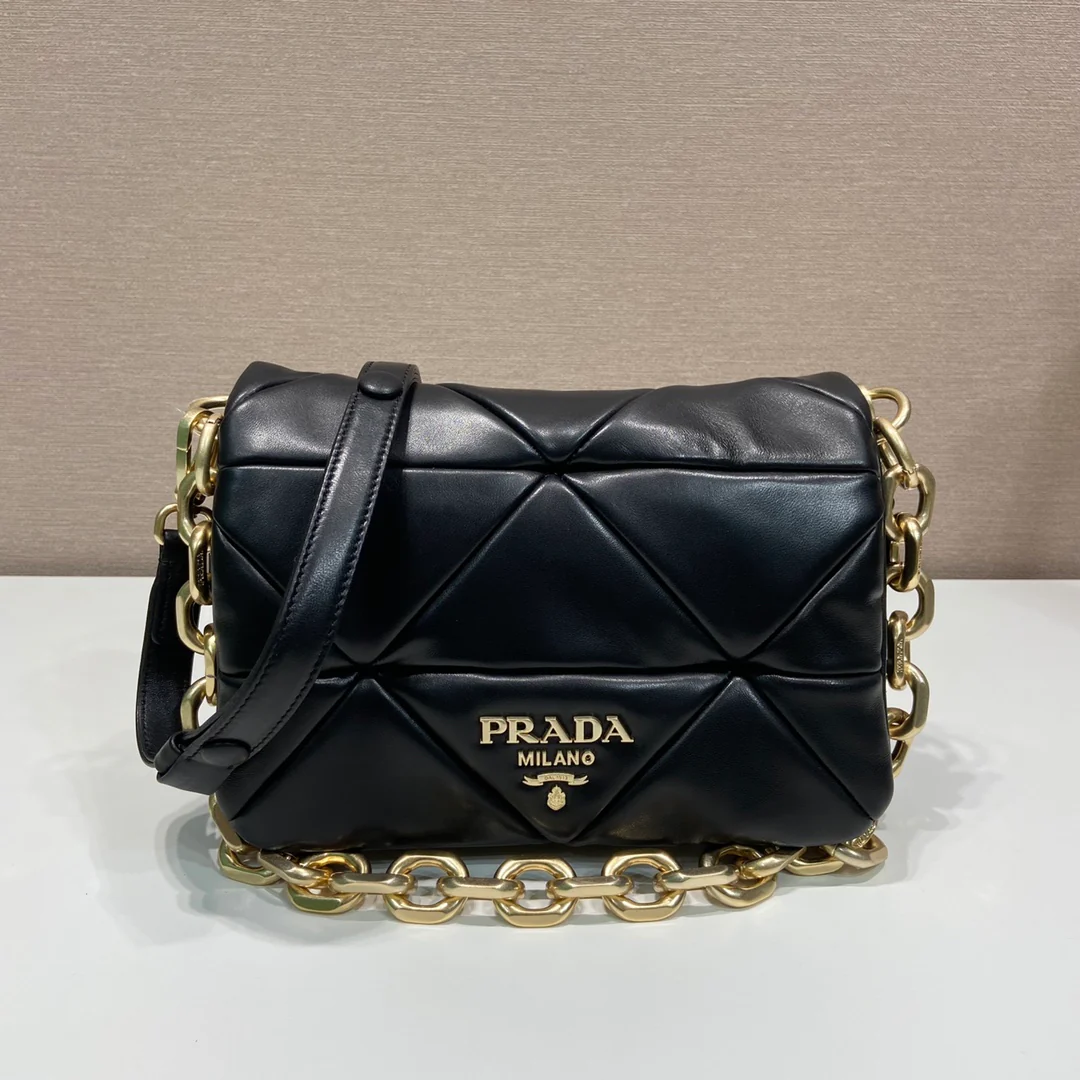 Сумка Prada System из овечьей кожи, черная, 24 см.