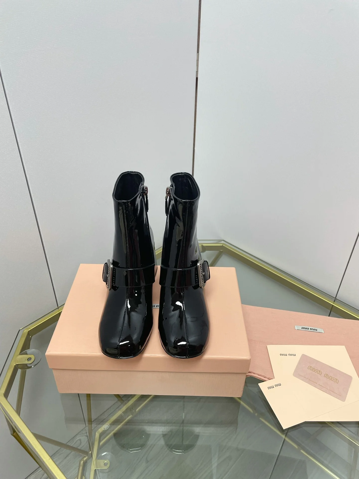 Miu Miu - Ретро-сапоги на массивном каблуке