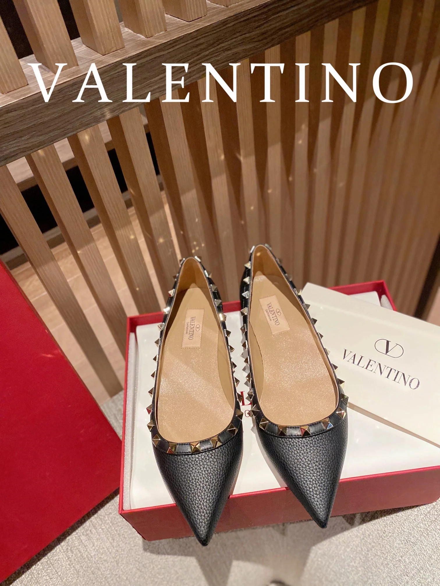 Valentino - Черные балетки с заклепками