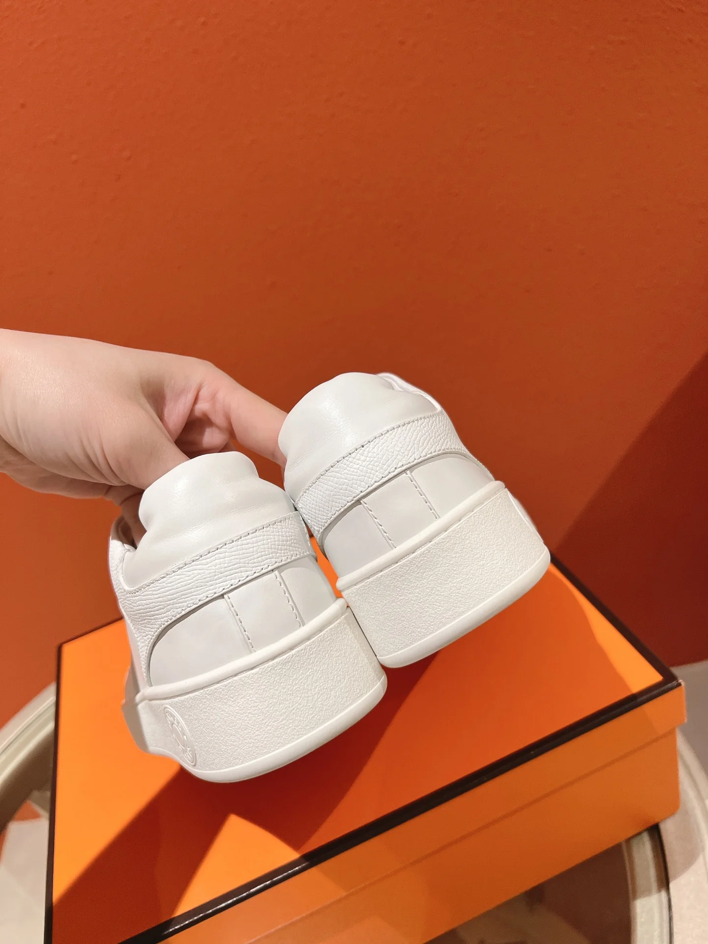 Новинка Hermes 2023 года - Кроссовки - Белые кроссовки