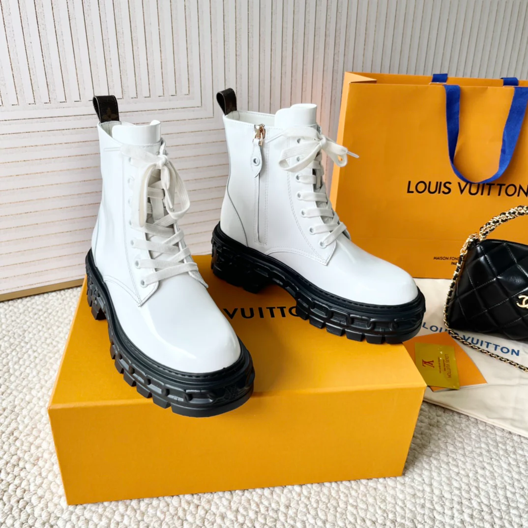Ботильоны на платформе LV-2024 - белые - 1 шт.