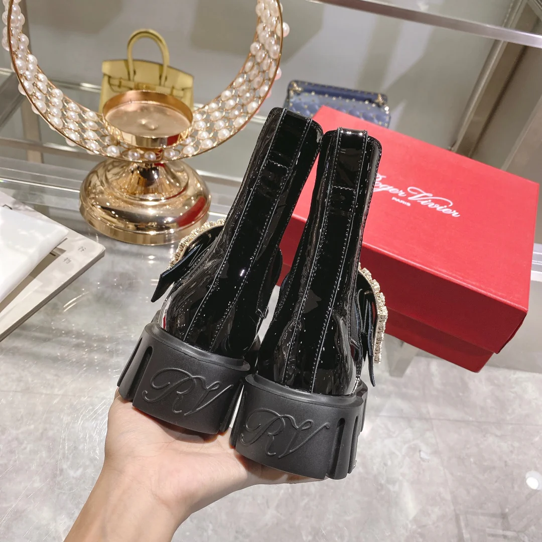 Ботильоны RV с пряжкой и стразами - черные