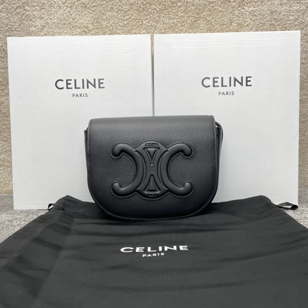 Celine-folco-cuir-triomphe-сумочка-1