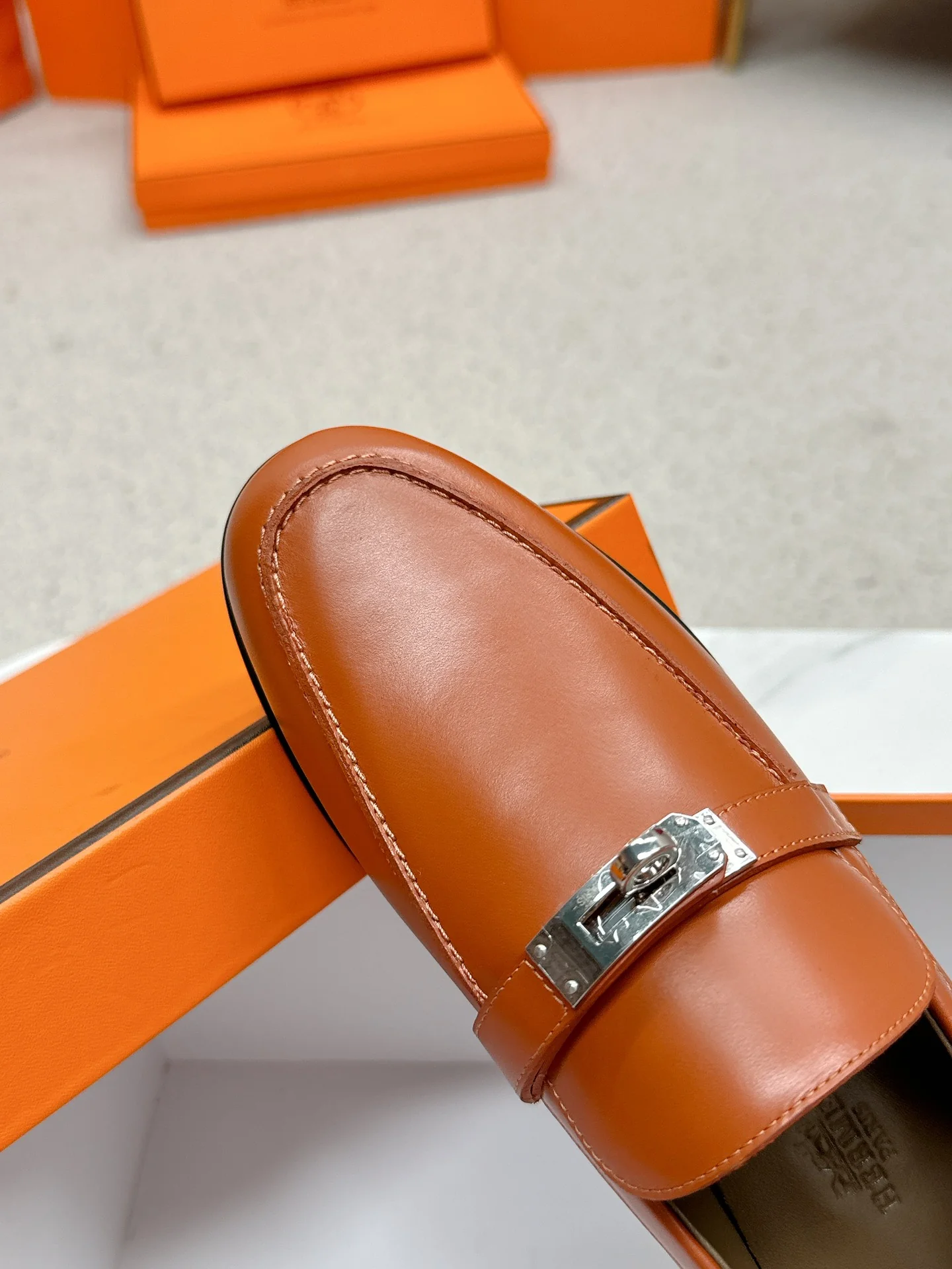 Лоферы Hermes Kelly 2024 - Кофейно-коричневый