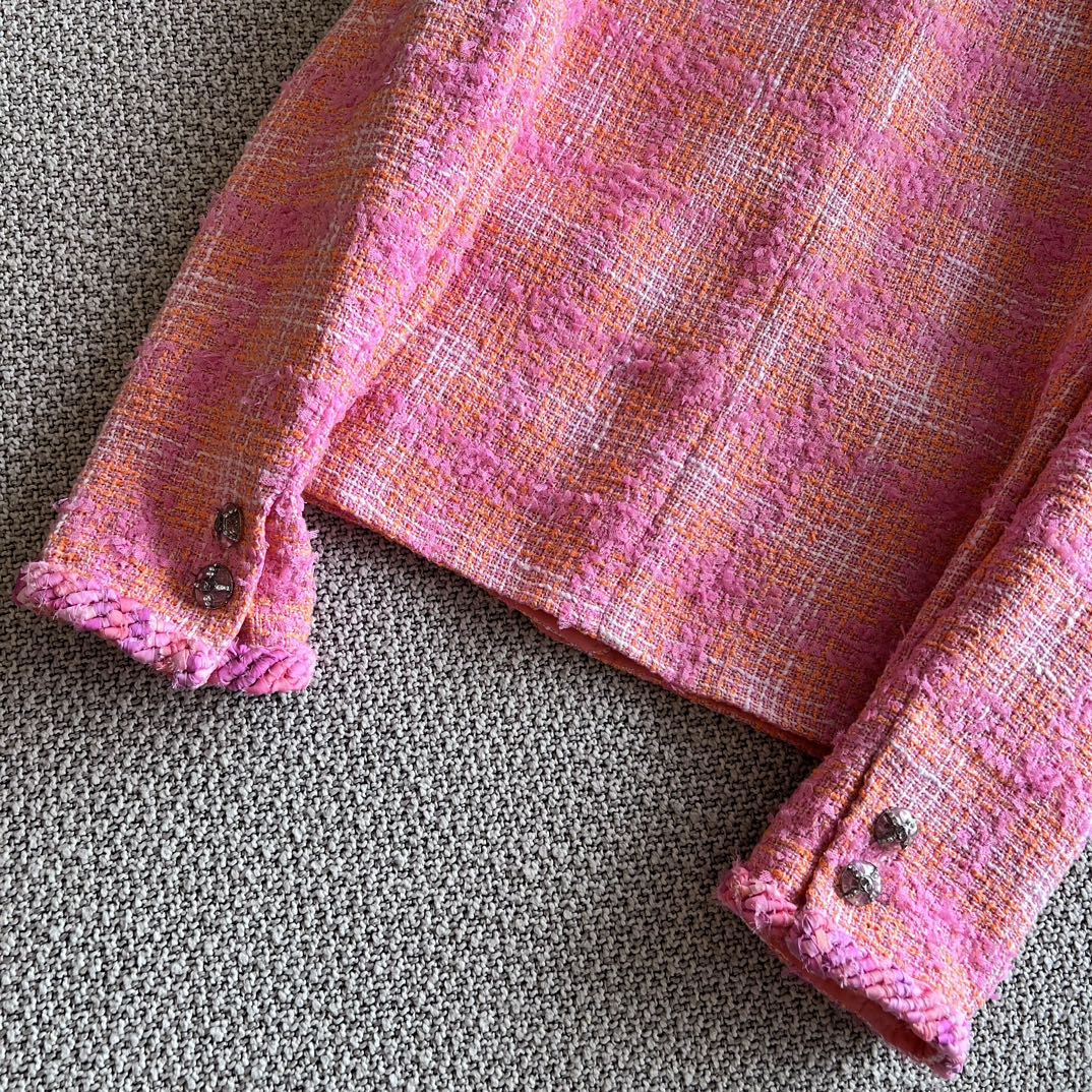 Куртка в стиле Chanel - 2403 - объемная, оранжево-розовая, тканая.