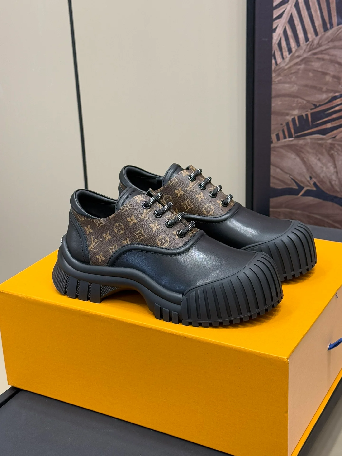 Туфли Мэри Джейн LV-2024 - черные