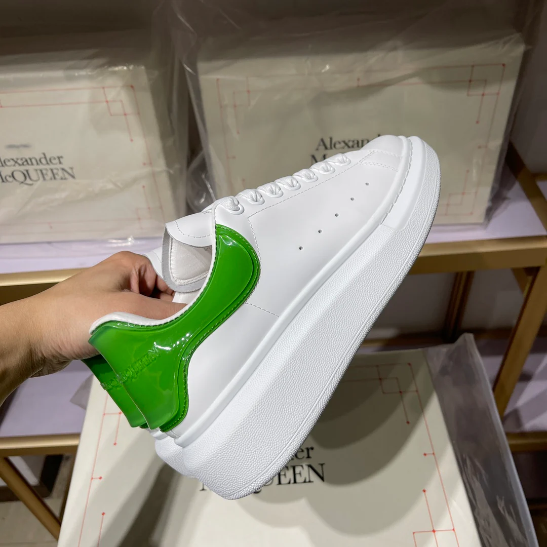 Классические белые кроссовки McQueen - унисекс - темно-зеленый резиновый каблук - премиум-издание