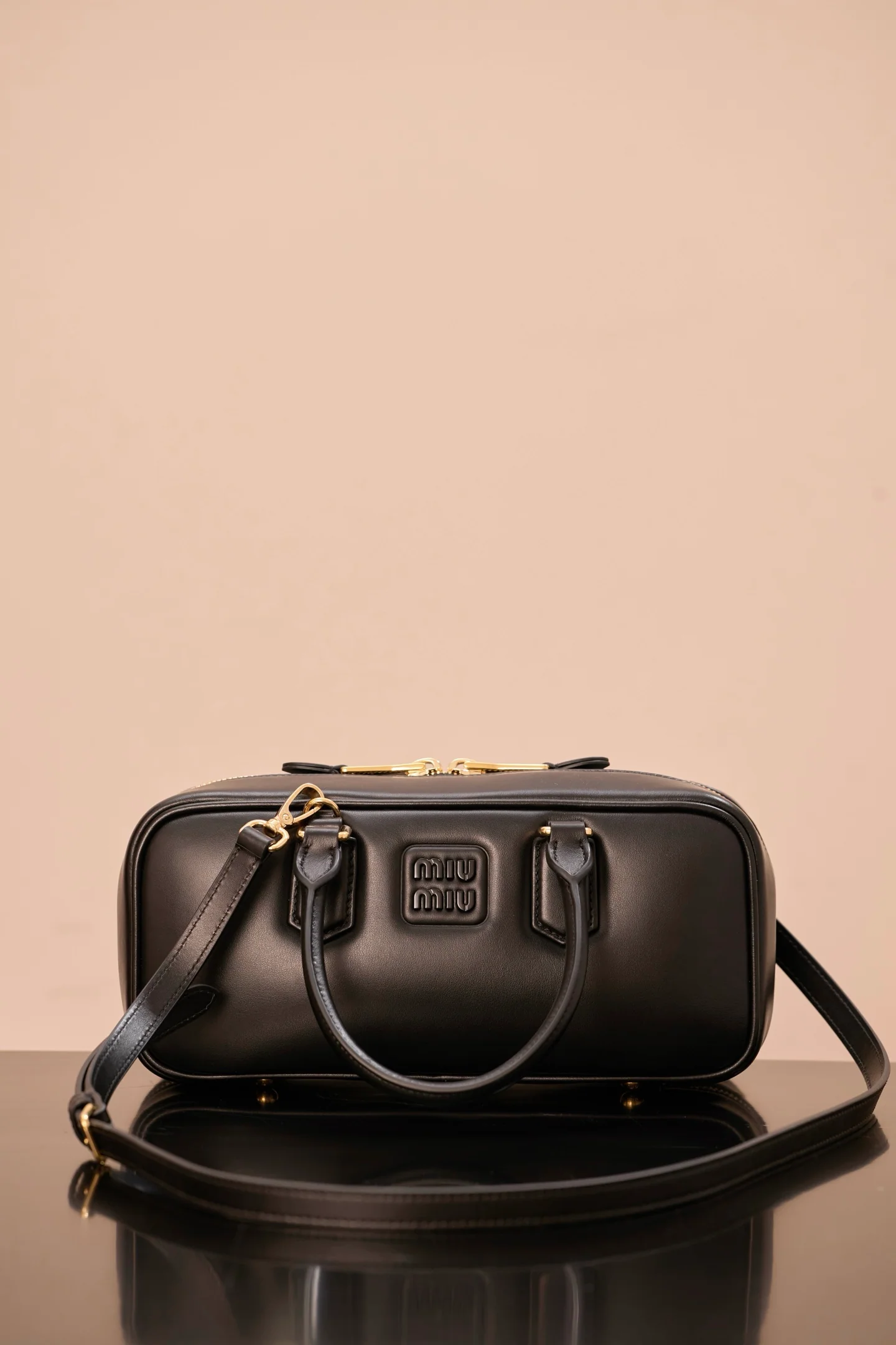 Miu Miu-5bb148m1220-???????-кожаная-сумка для боулинга-средний-черный