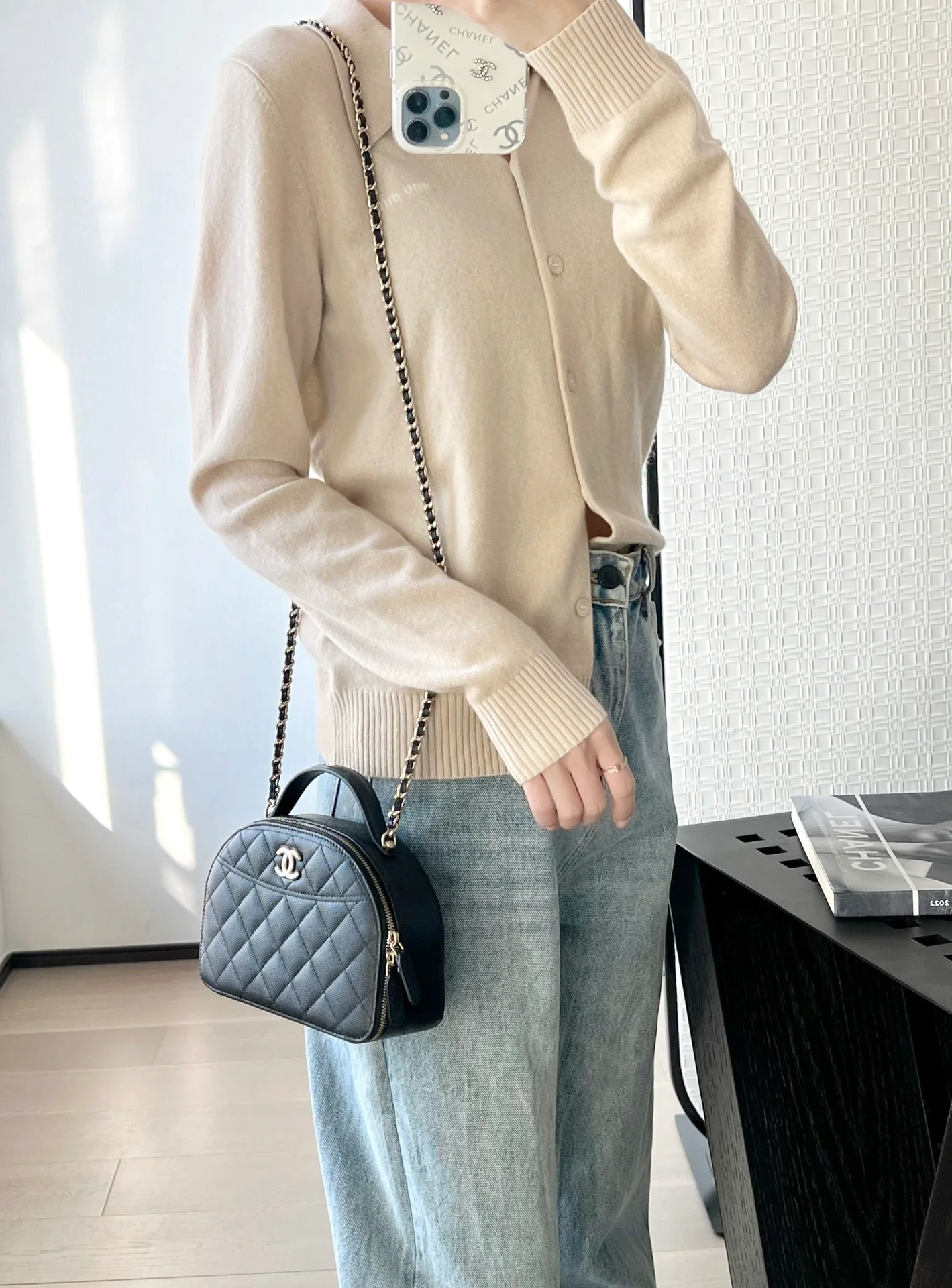 Сумка Chanel 25c Bowling Shell - черная