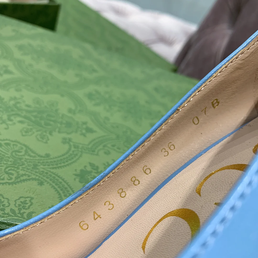 Туфли Gucci в стиле ретро с квадратным носком и массивным каблуком - 1