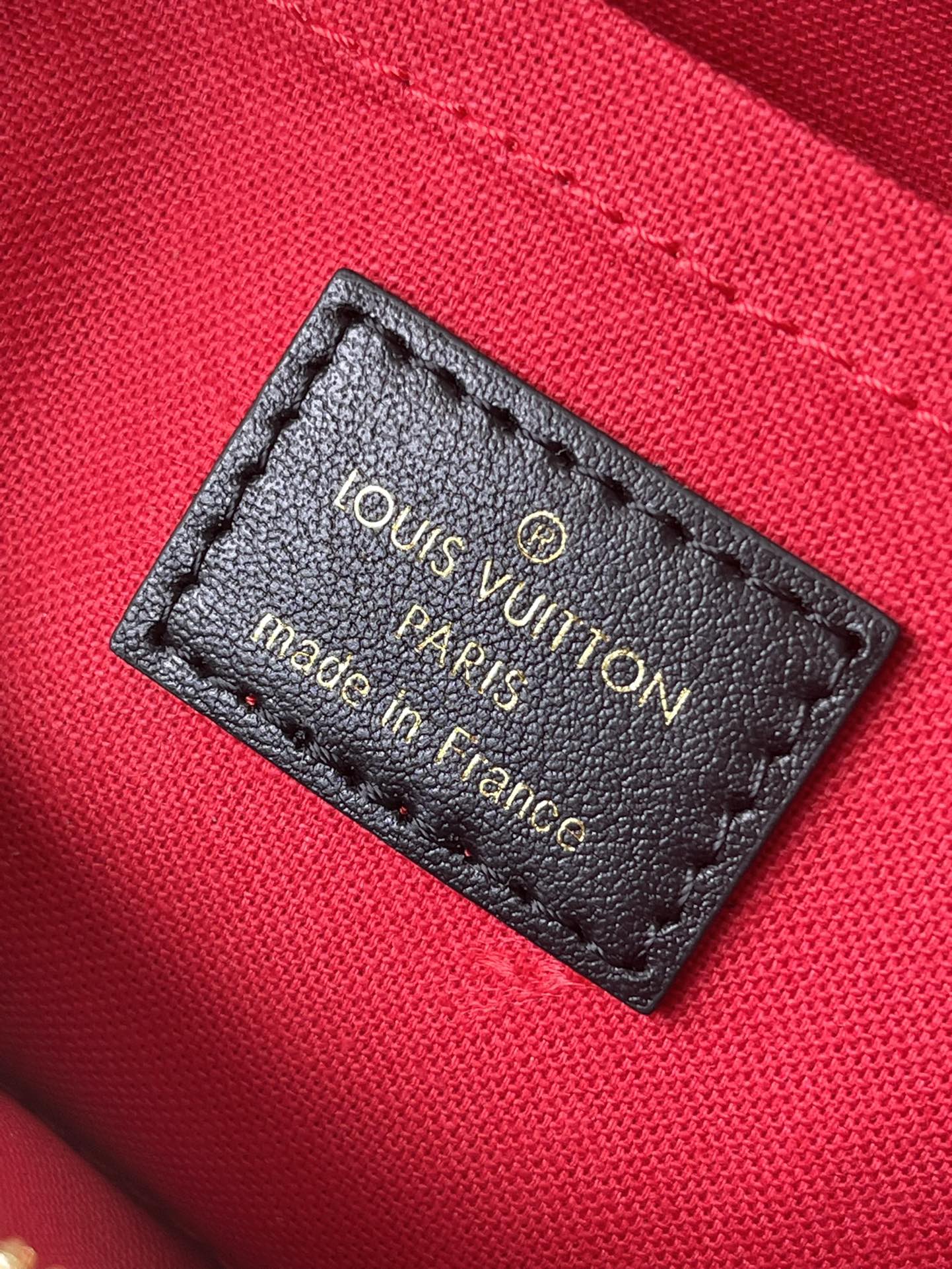 m46653-LV-onthego-east-west