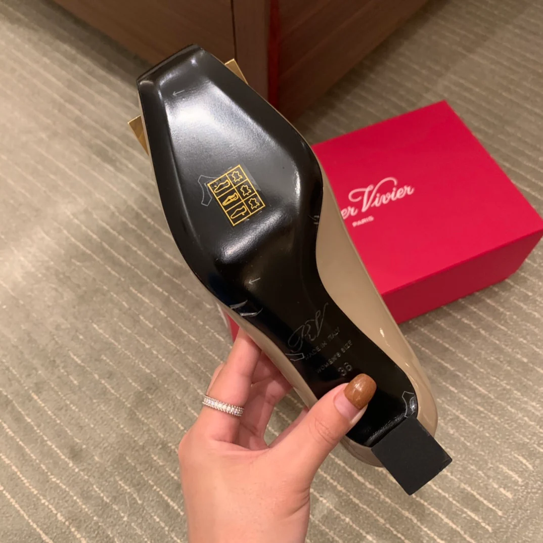 Туфли RV - на низком каблуке - изображение из коллекции