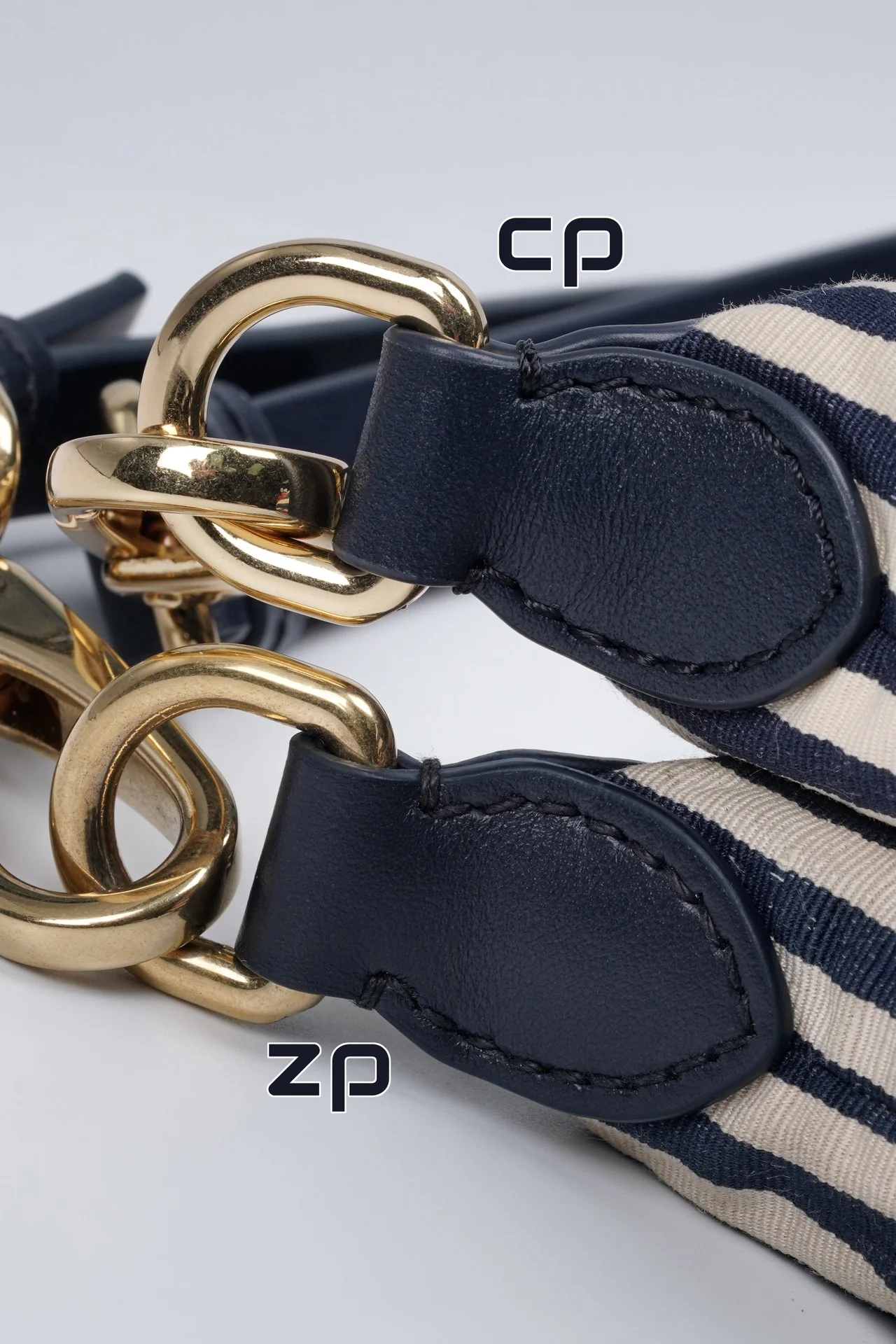 Miu Miu - Косметичка/сумка для ланча из жаккардовой ткани - Сравнительные фотографии