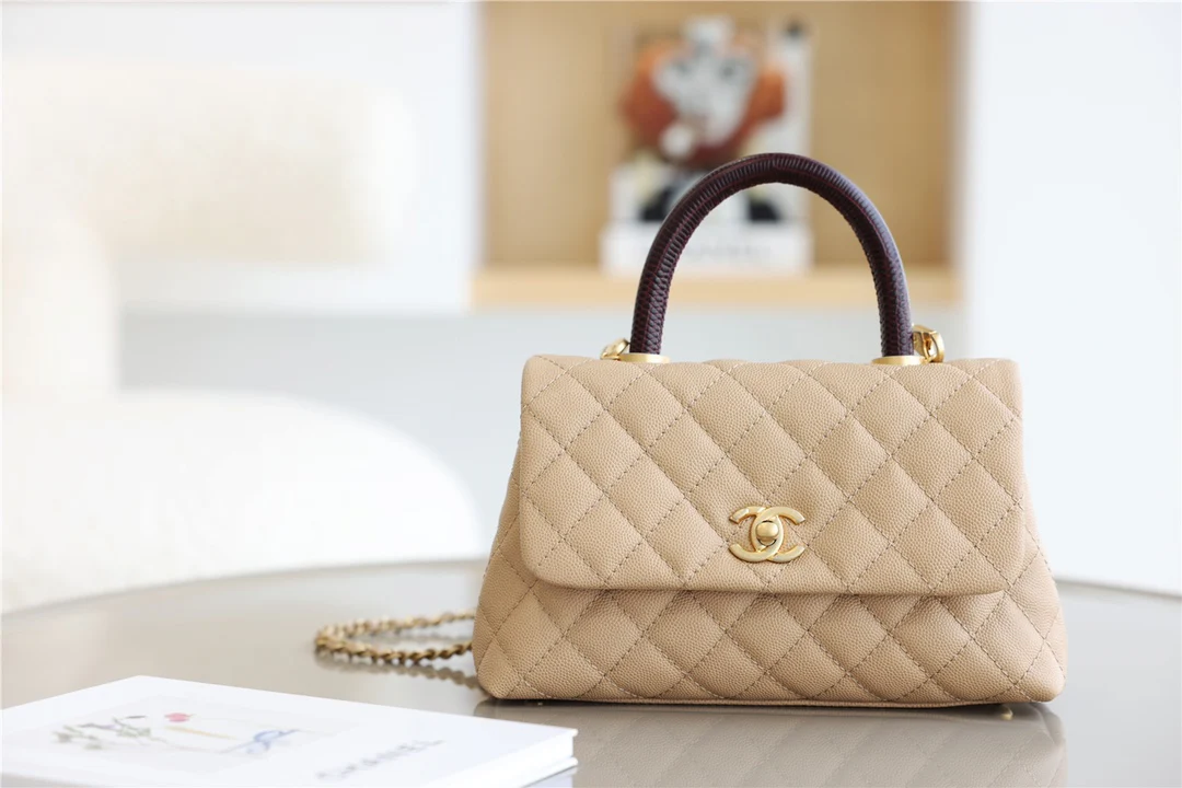 Chanel 2021 Coco Handle Apricot Lizard Pattern Handle Small