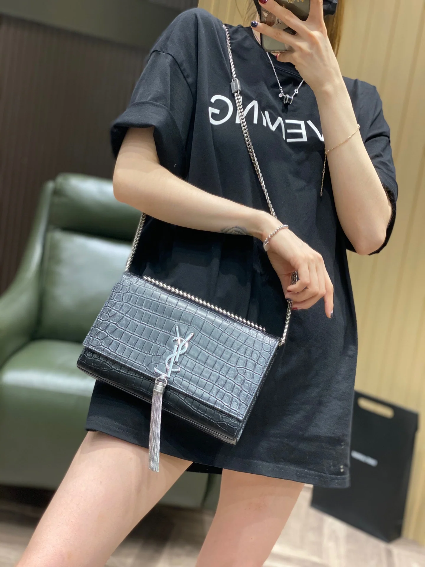 Сумка YSL-kate с цепочкой и крокодиловым принтом