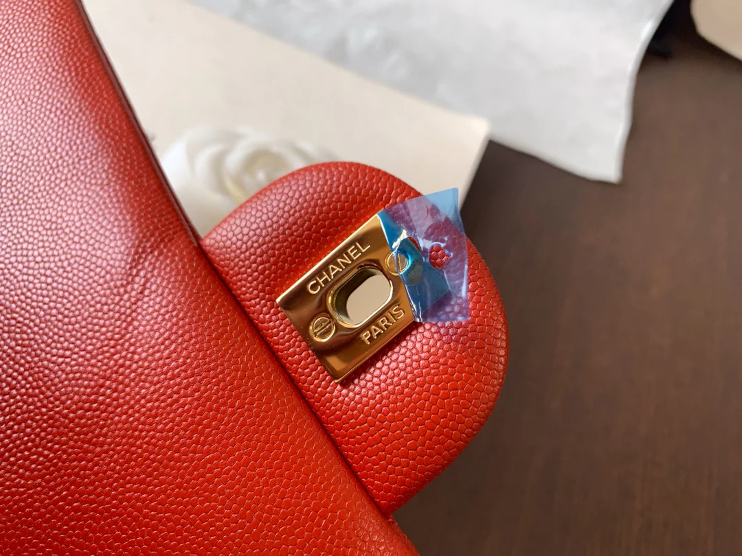 Сумка Chanel Caviar Textured Leather CF Bag - Красная - 25 см