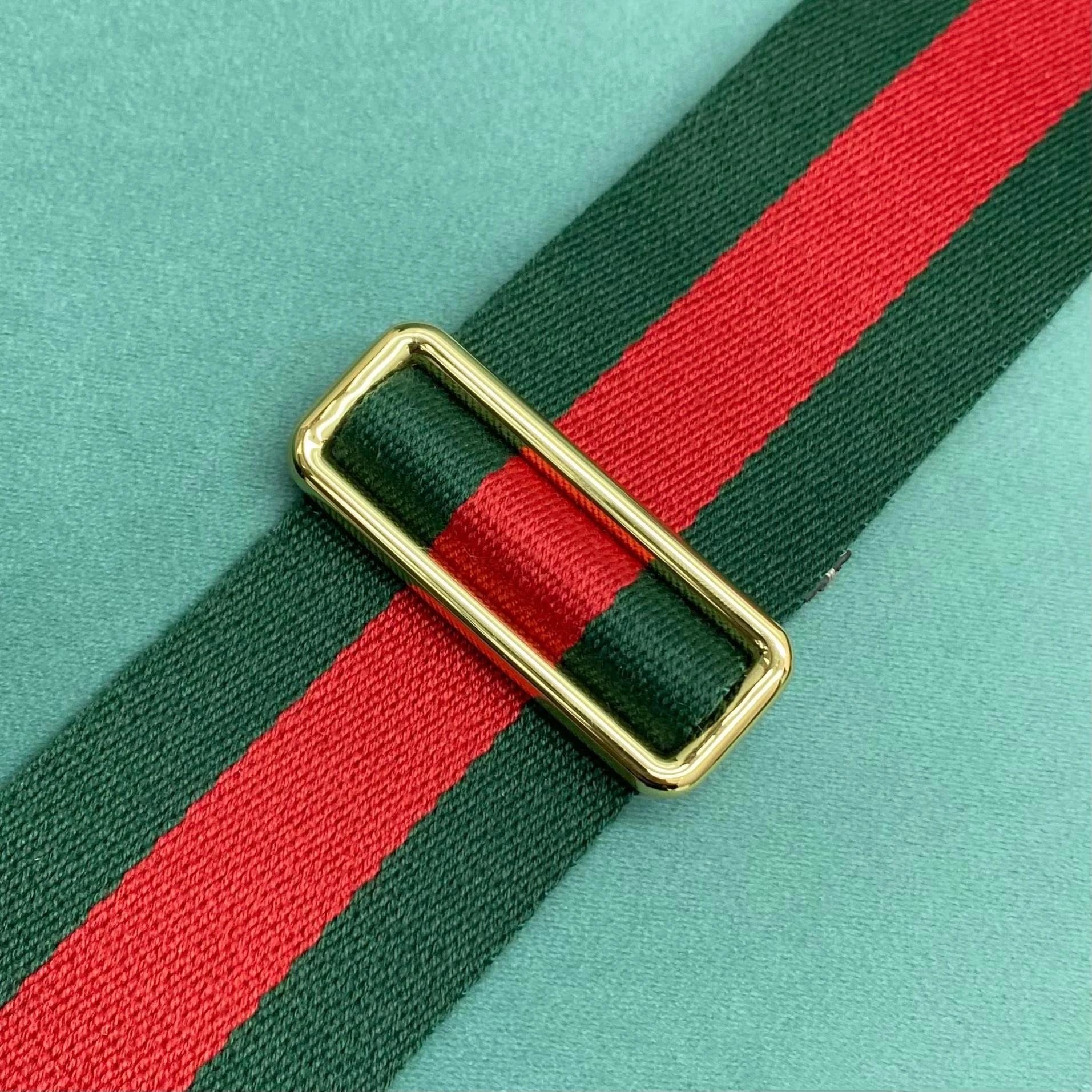 Сумка Gucci Ophidia Strawberry через плечо - Off White